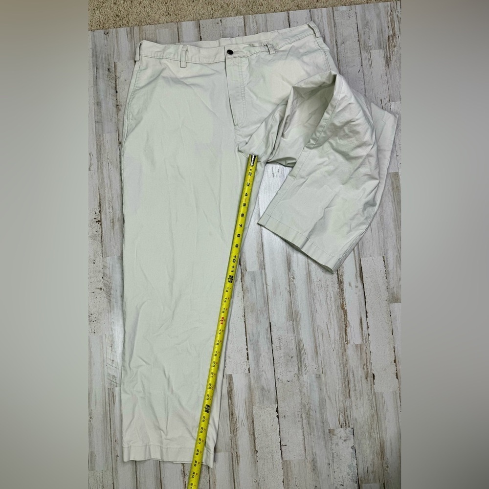 LL Bean Standard Fit Chino Pants Men's 36x30 Khaki Cream Cotton Blend - Picture 6 of 10